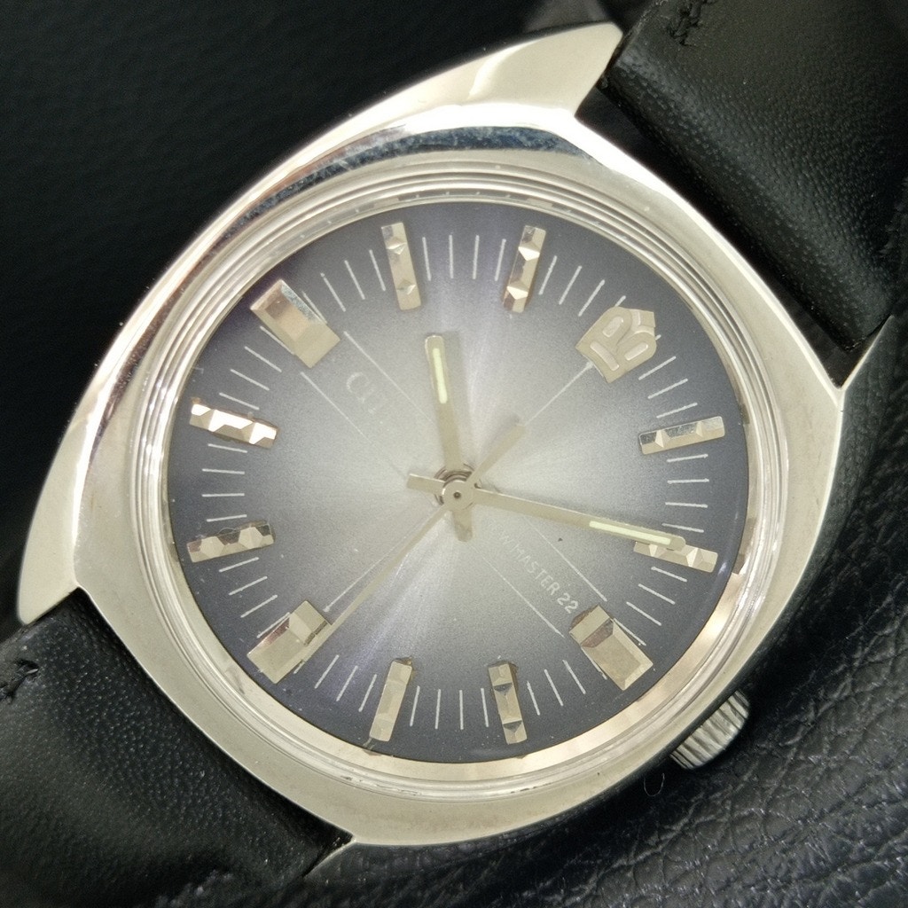 Vintage 1987 Citizen Manual Wound Mens Silver Watch & Silver Accents